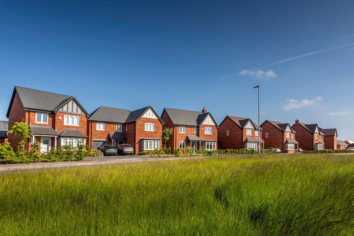 Lawnswood, nr Tatenhill Houses For Sale near Tatenhill, Burton upon